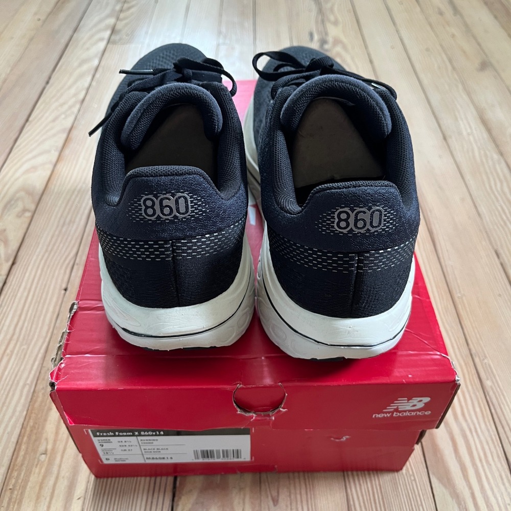 New Balance Fresh Foam X 860v14 Mens 9 Black White Running Shoes M860K14 comfort - Picture 6 of 10